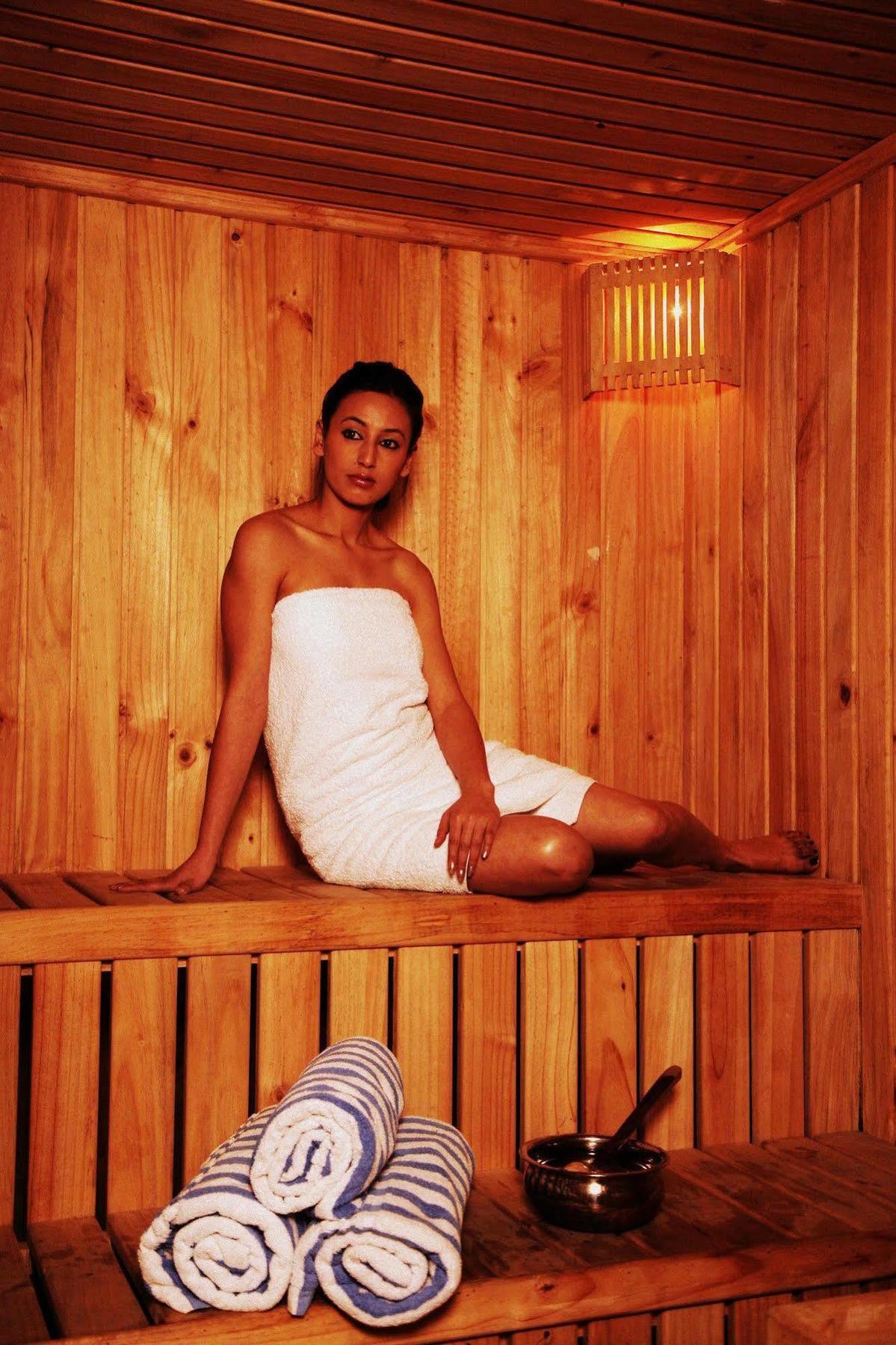Treehouse Hotel Club & Spa Dhāruhera Exterior photo